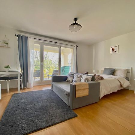 Cozy Riverfront Living, 5-Min Walk To Riverside Train Neuilly-Plaisance Exterior photo
